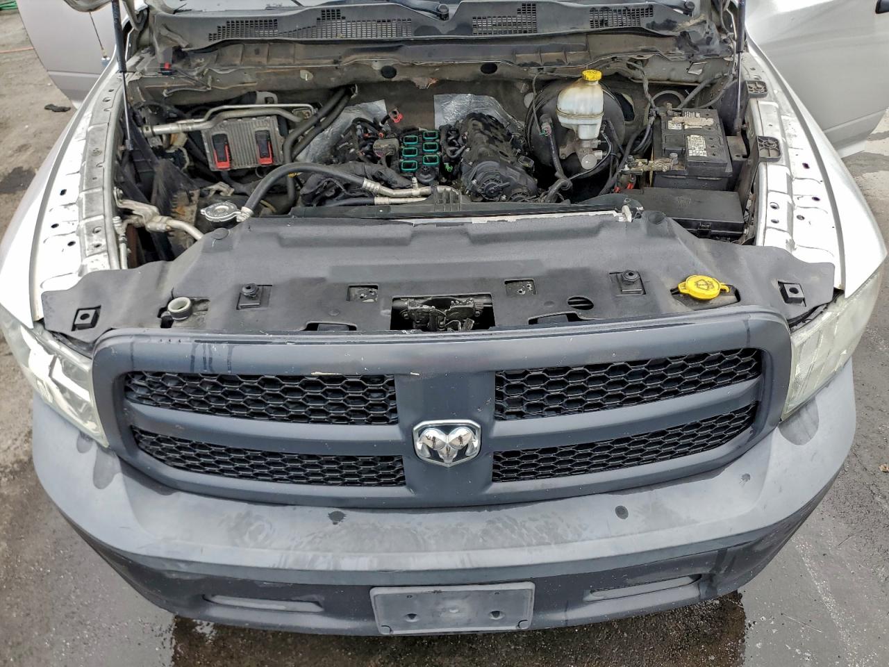 2014 RAM 1500 ST photo 11