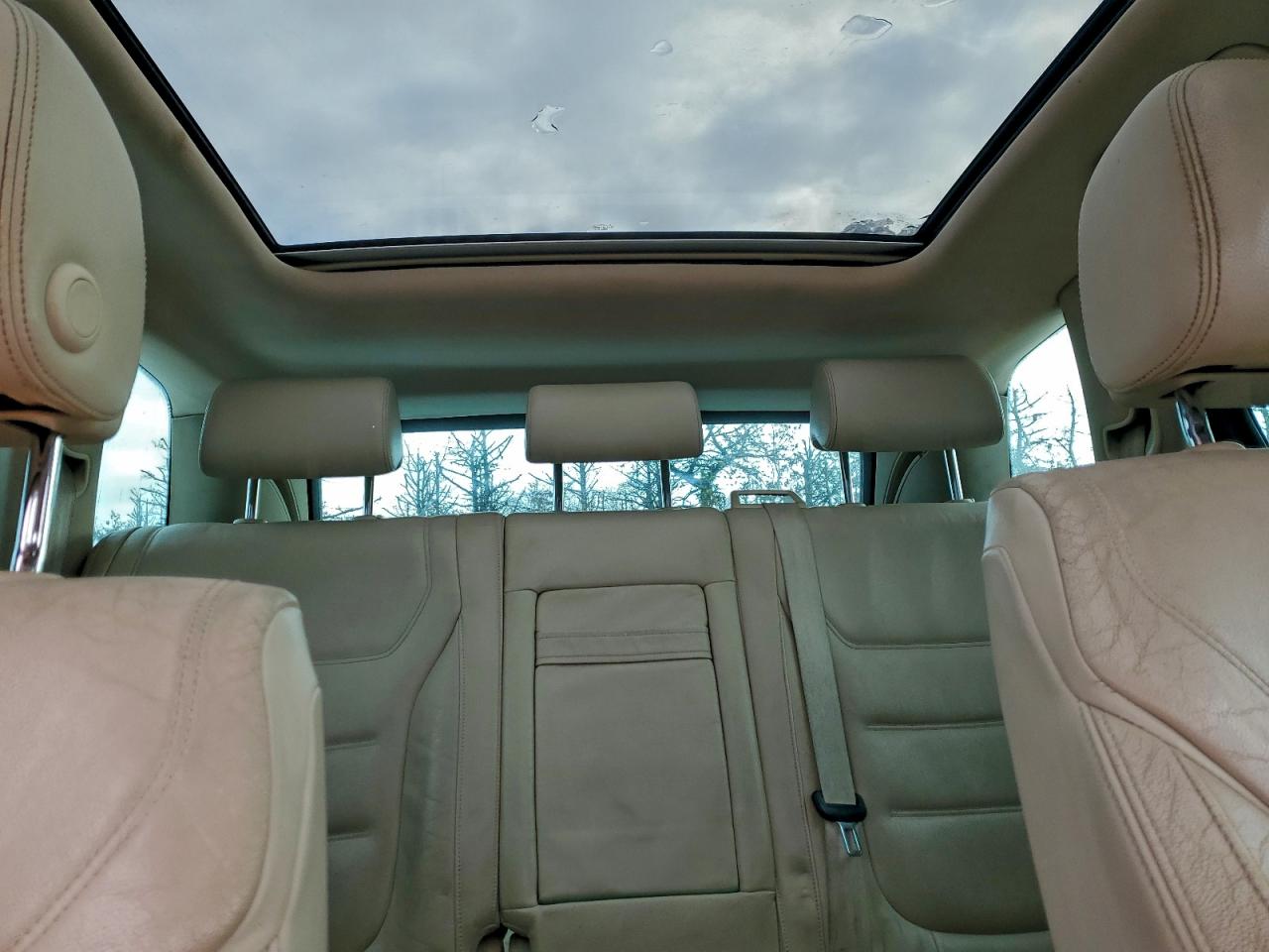 2012 VOLKSWAGEN TOUAREG V6 TDI photo 10