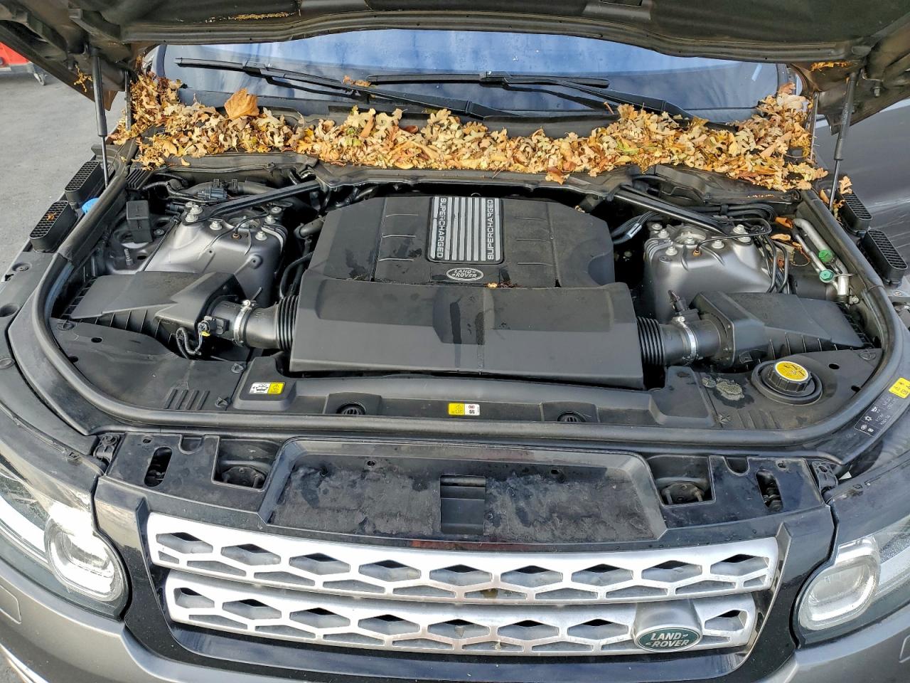 2017 LAND ROVER RANGE ROVER SPORT HSE photo 12