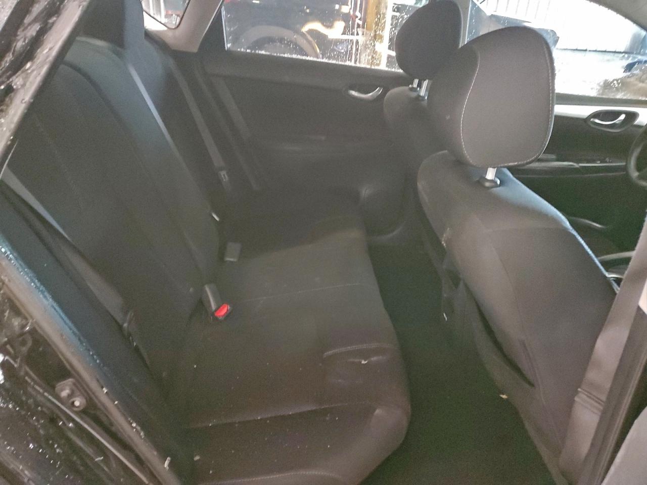 2018 NISSAN SENTRA S photo 10