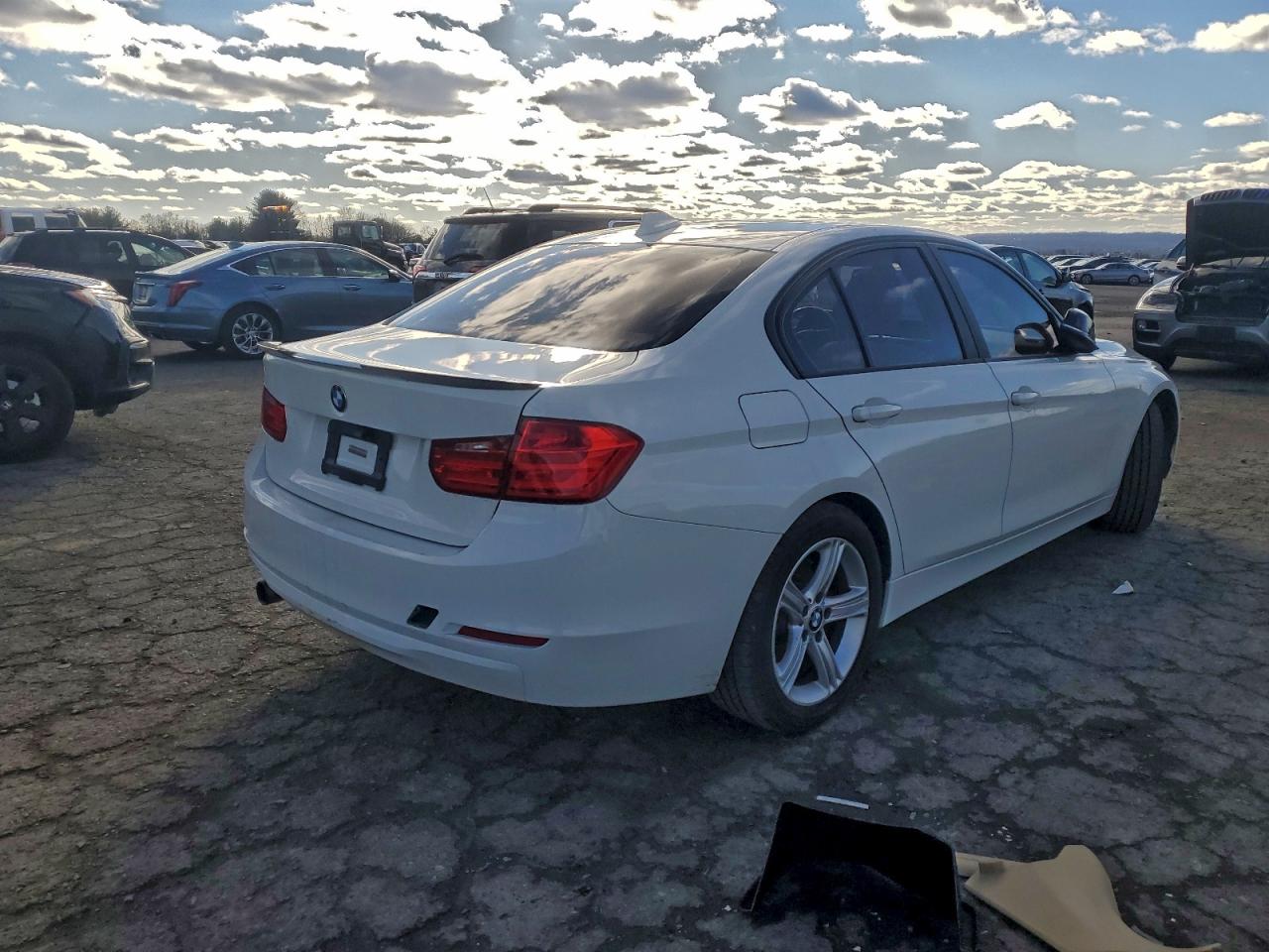 2015 BMW 320 I photo 3