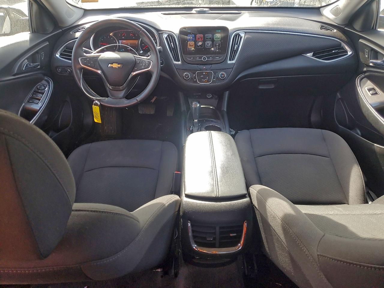 2017 CHEVROLET MALIBU LT photo 8