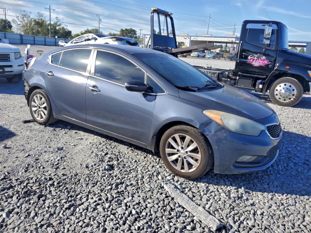 2014 KIA FORTE EX photo 4