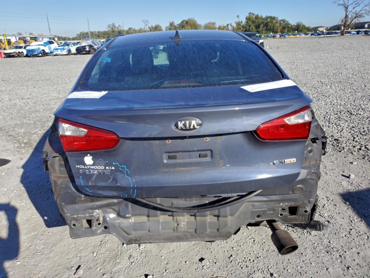2014 KIA FORTE EX photo 6