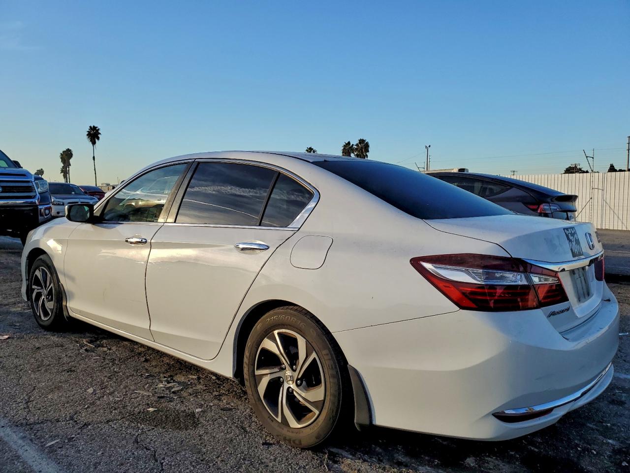 2016 HONDA ACCORD LX photo 2