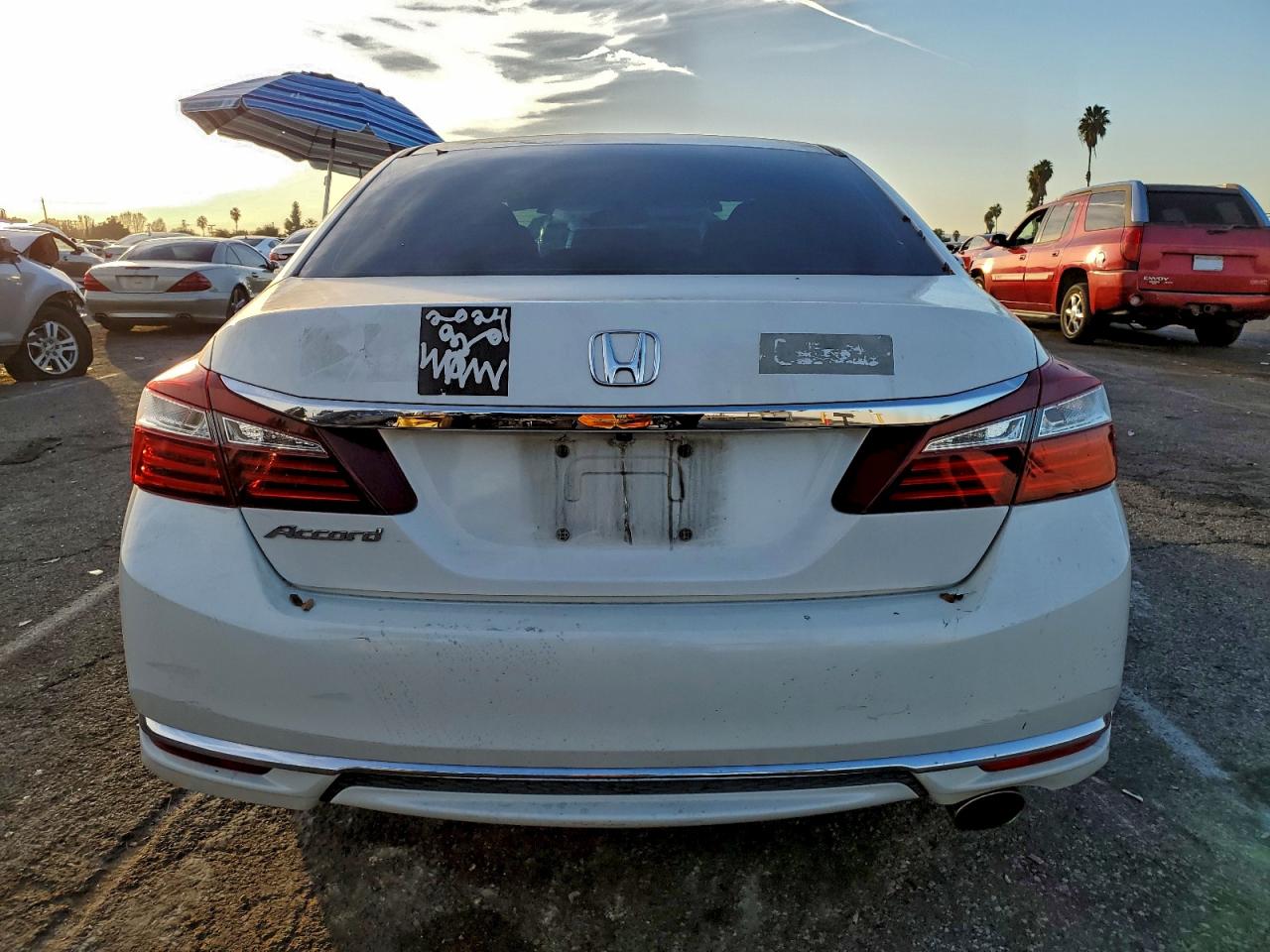 2016 HONDA ACCORD LX photo 6