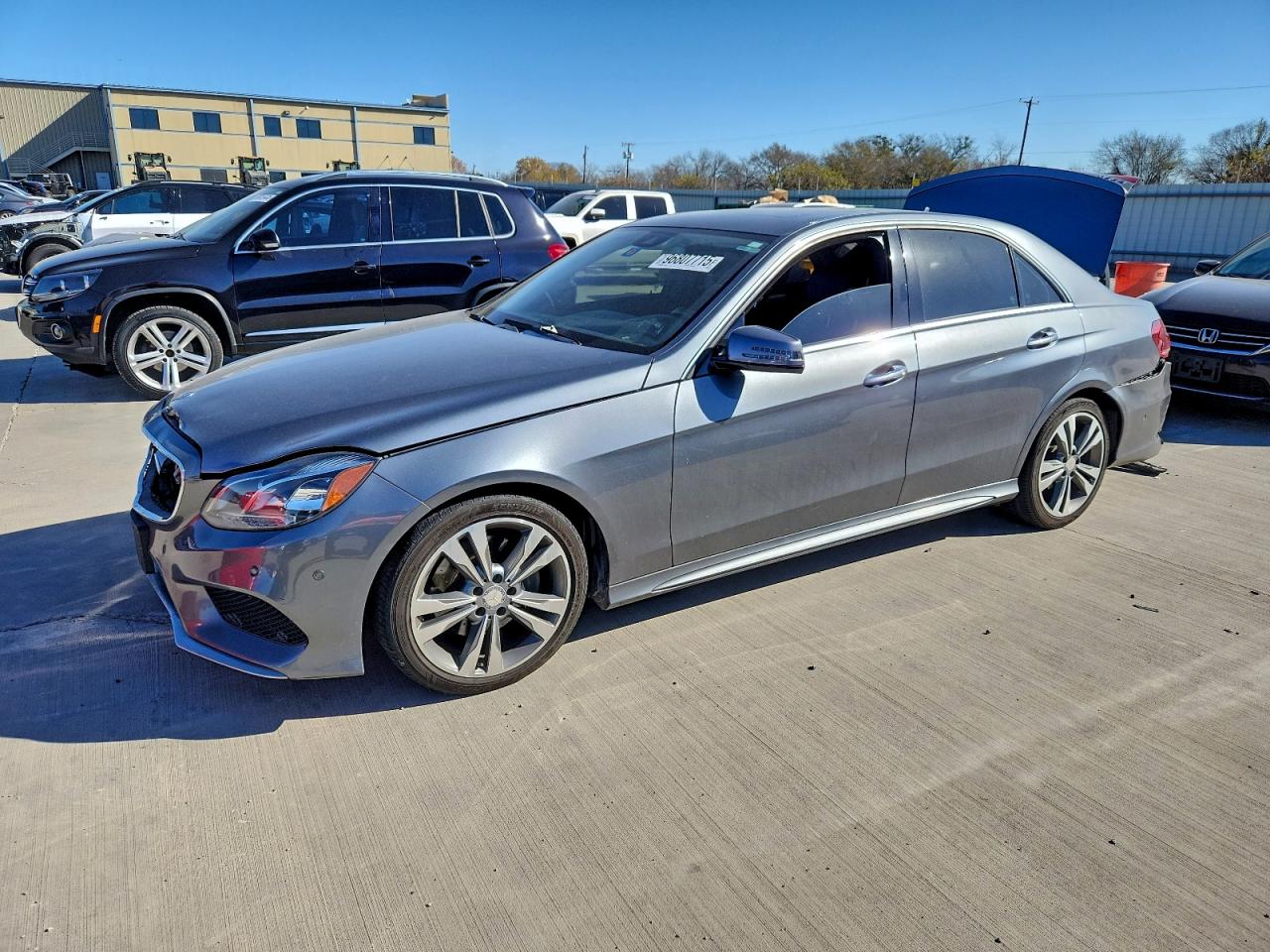 2016 MERCEDES-BENZ E