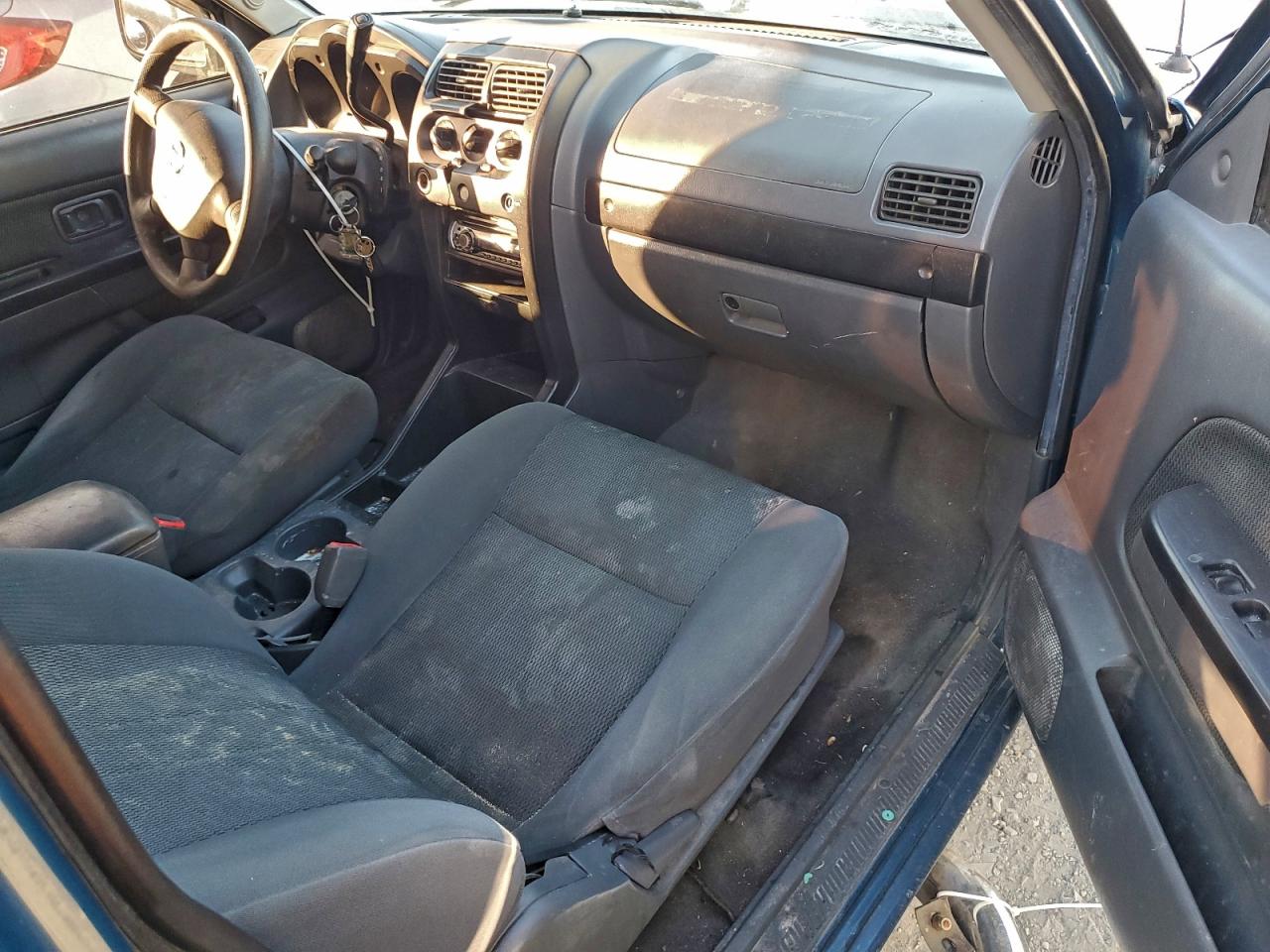 2004 NISSAN FRONTIER KING CAB XE photo 8