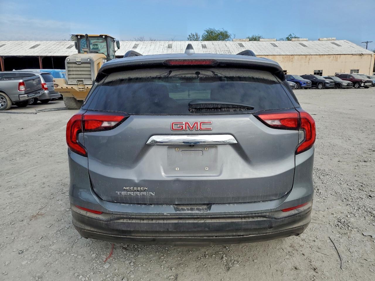 2020 GMC TERRAIN SLE photo 6