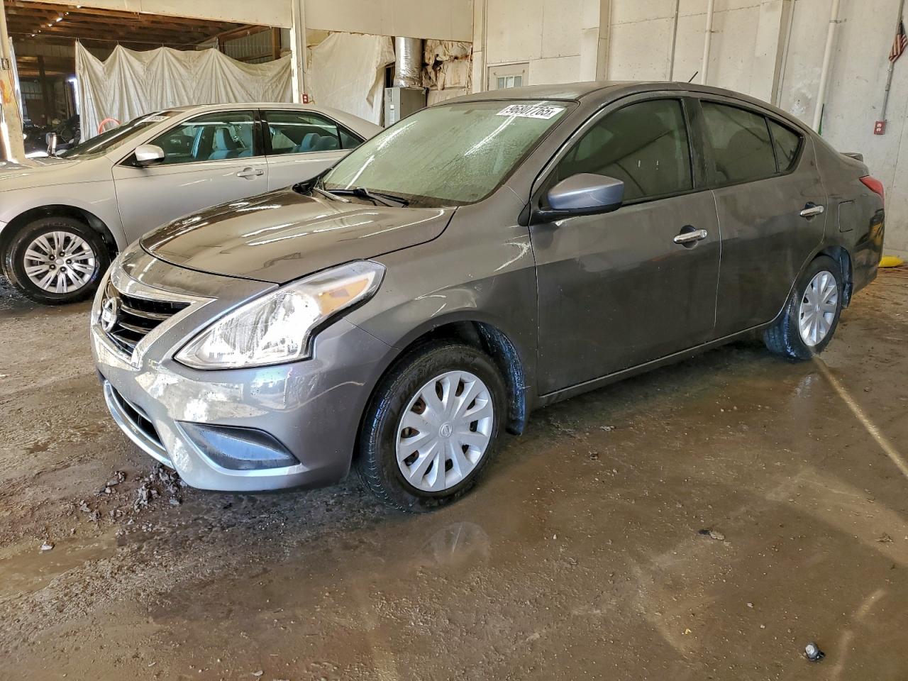 2019 NISSAN VERSA