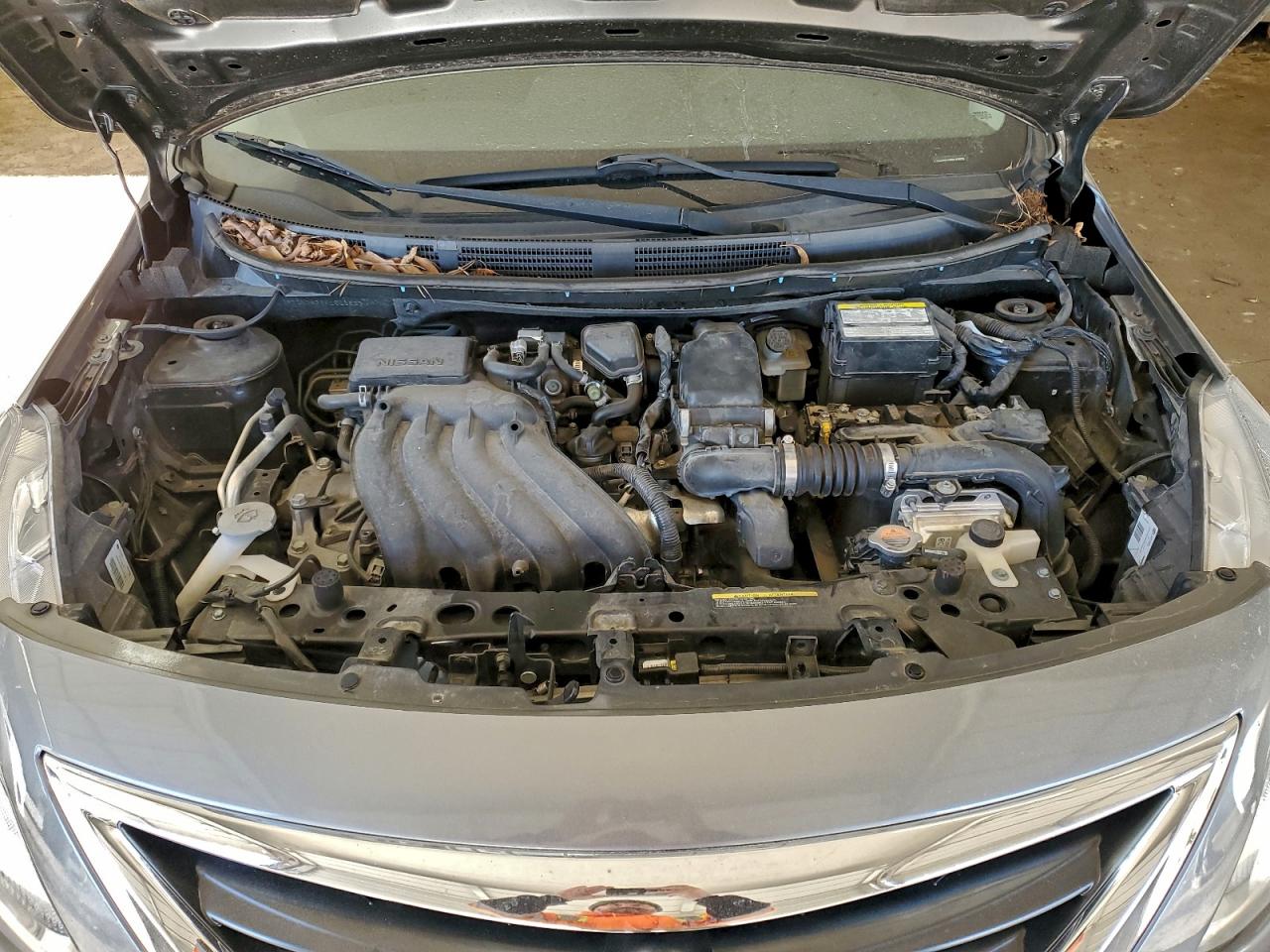 2019 NISSAN VERSA S photo 11