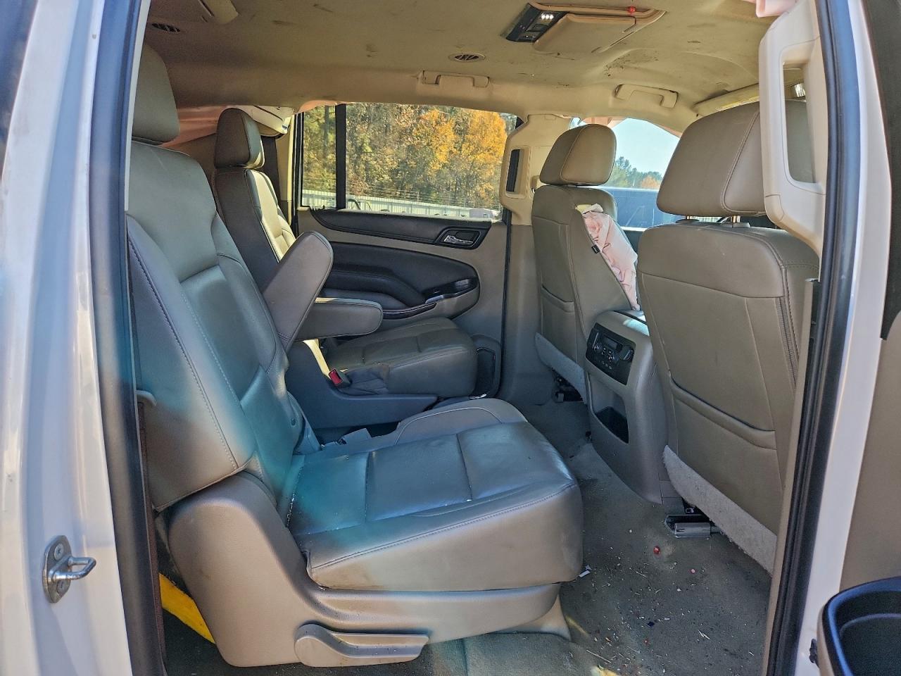2018 CHEVROLET SUBURBAN C1500 LT photo 11
