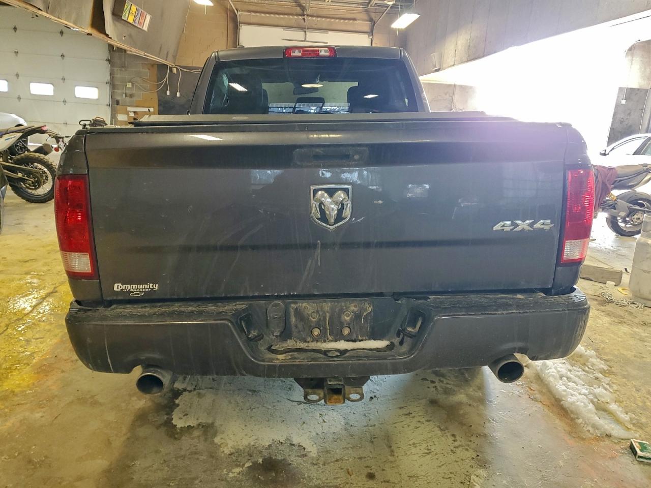 2016 RAM 1500 ST photo 6