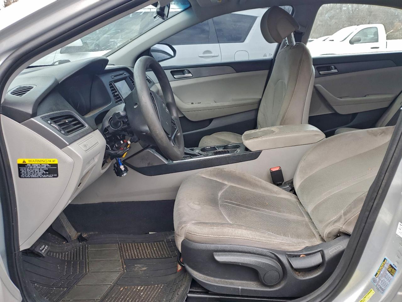 2017 HYUNDAI SONATA SE photo 7
