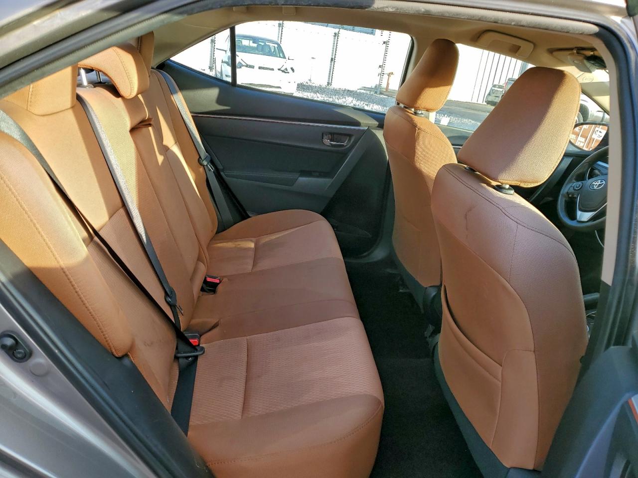2016 TOYOTA COROLLA L photo 10