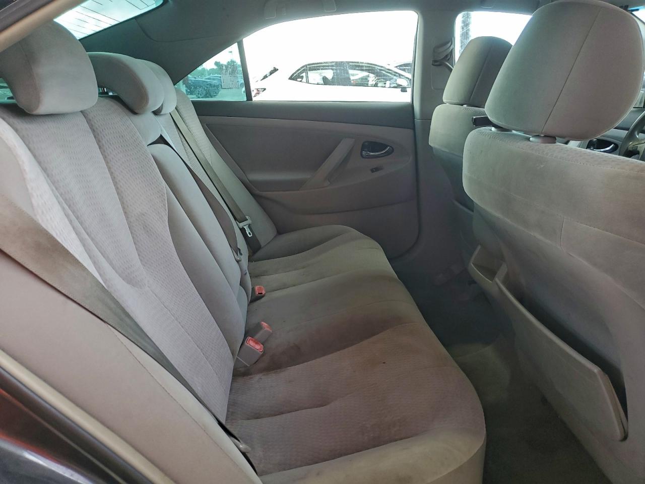 2011 TOYOTA CAMRY BASE photo 10