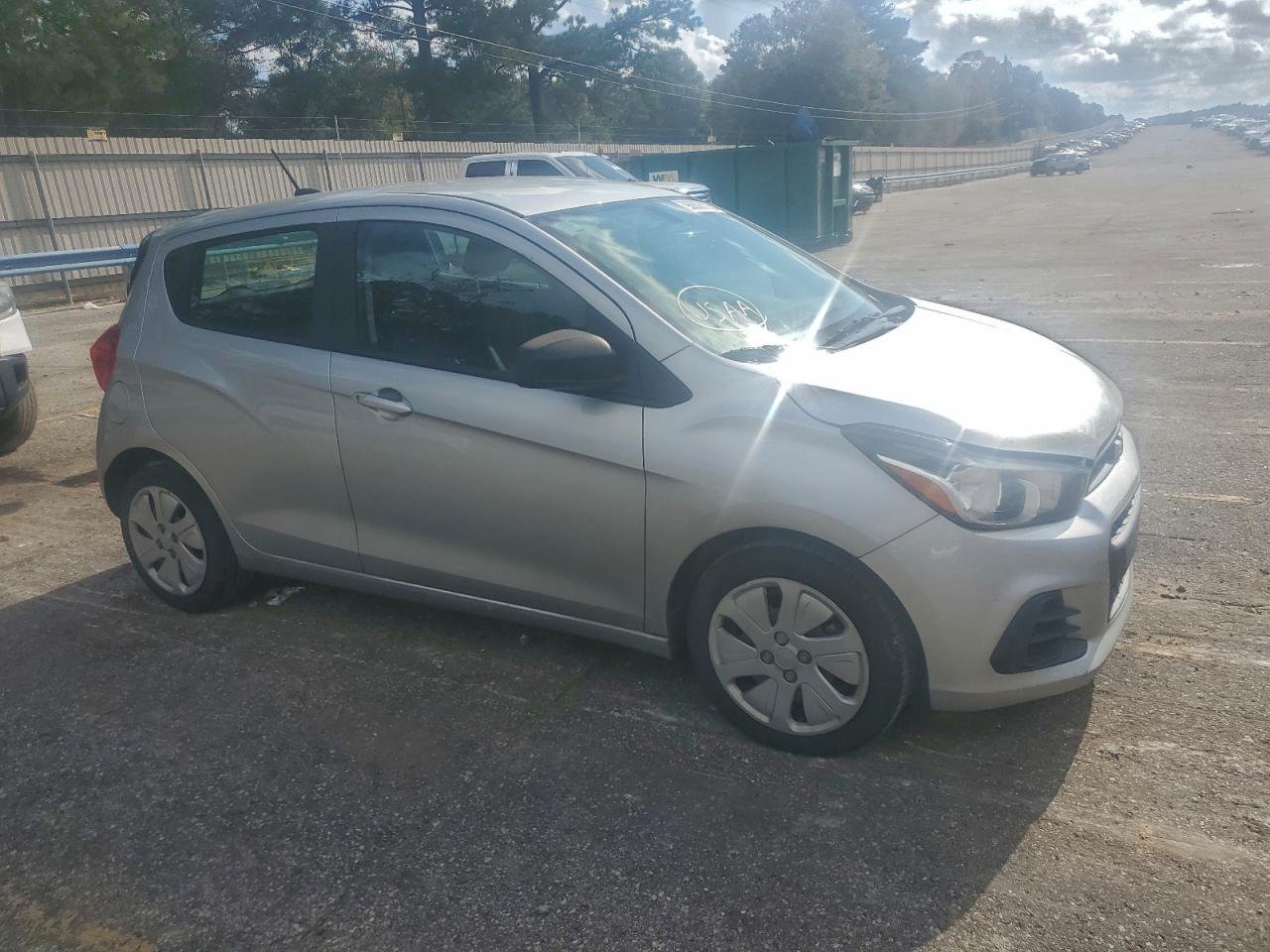 2018 CHEVROLET SPARK LS photo 4