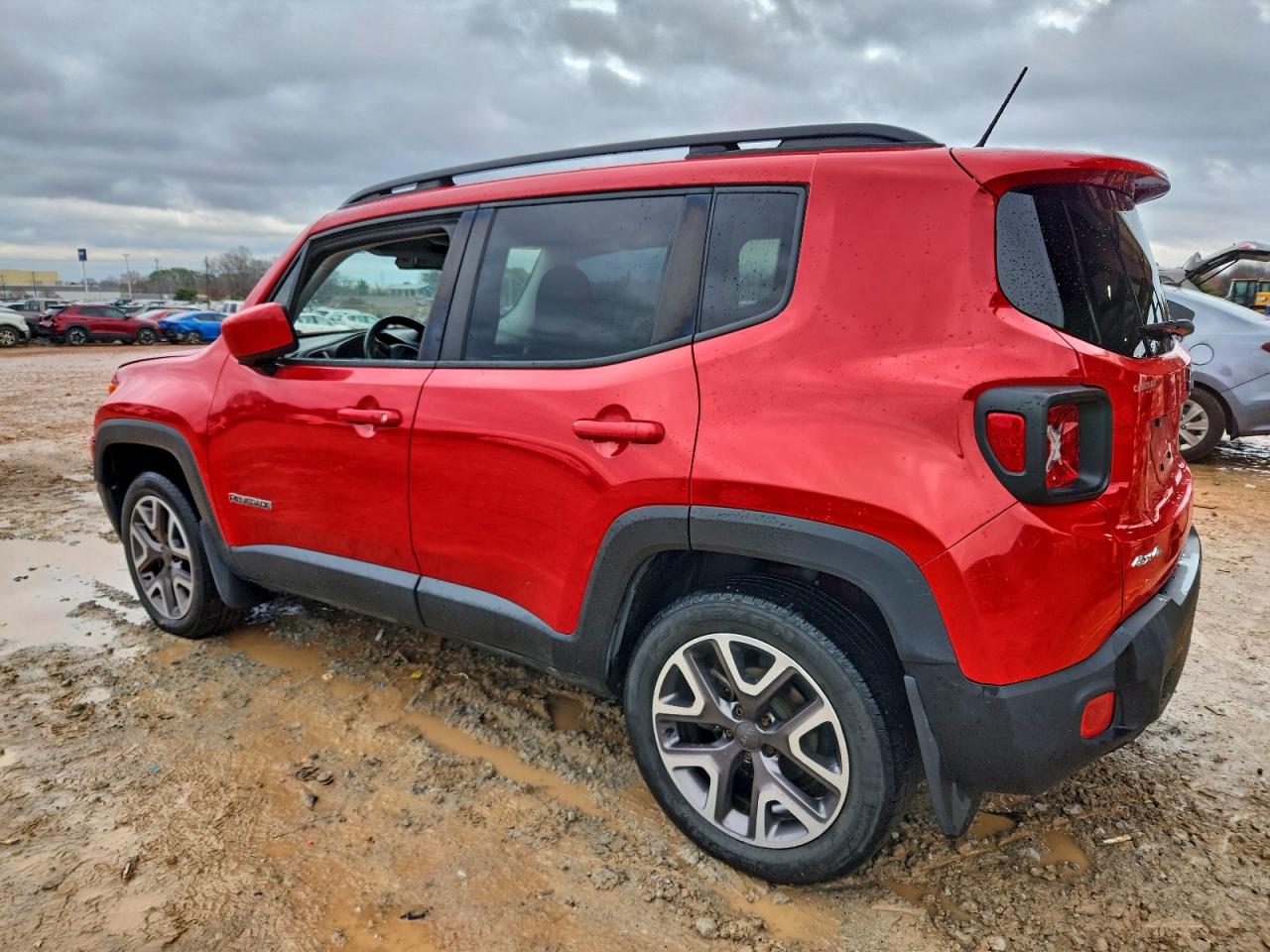 2015 JEEP RENEGADE LATITUDE photo 2