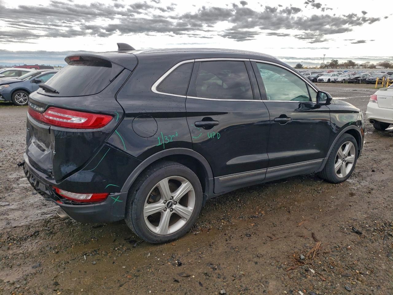 2017 LINCOLN MKC PREMIERE photo 3