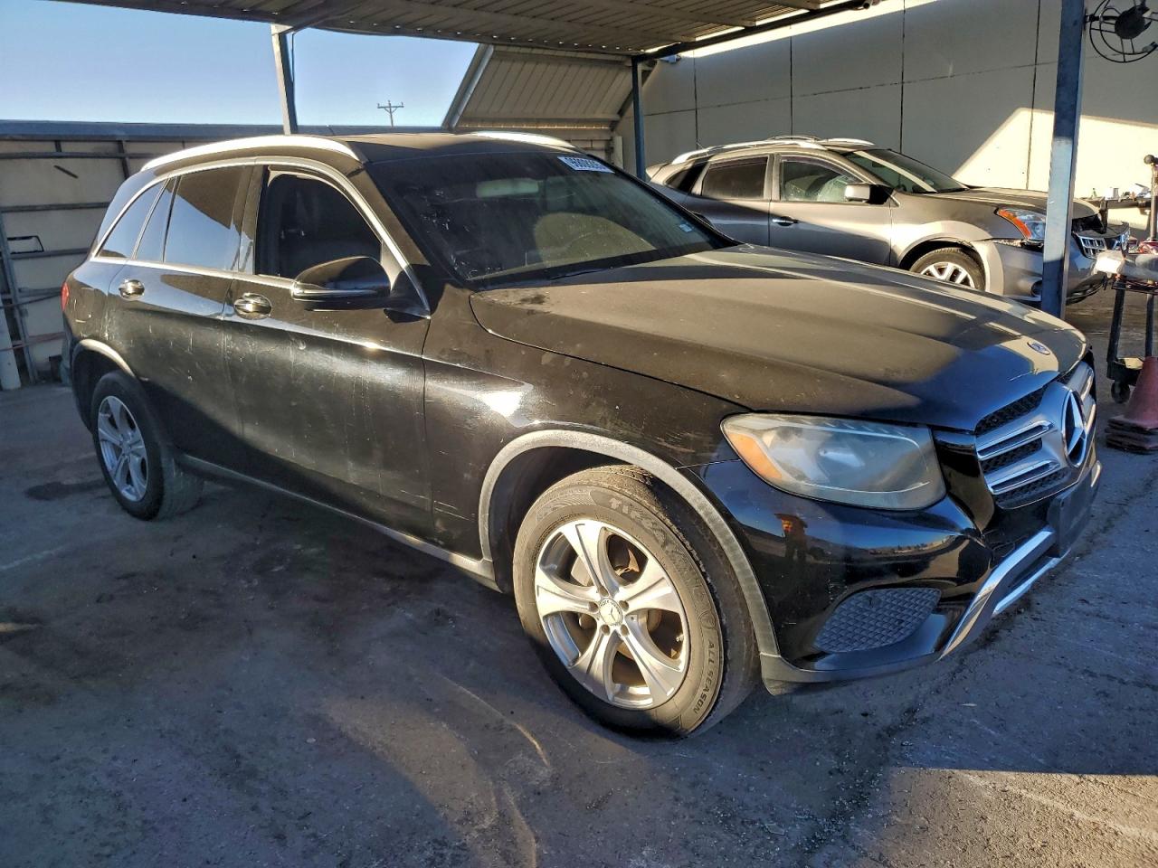 2016 MERCEDES-BENZ GLC 300 photo 4