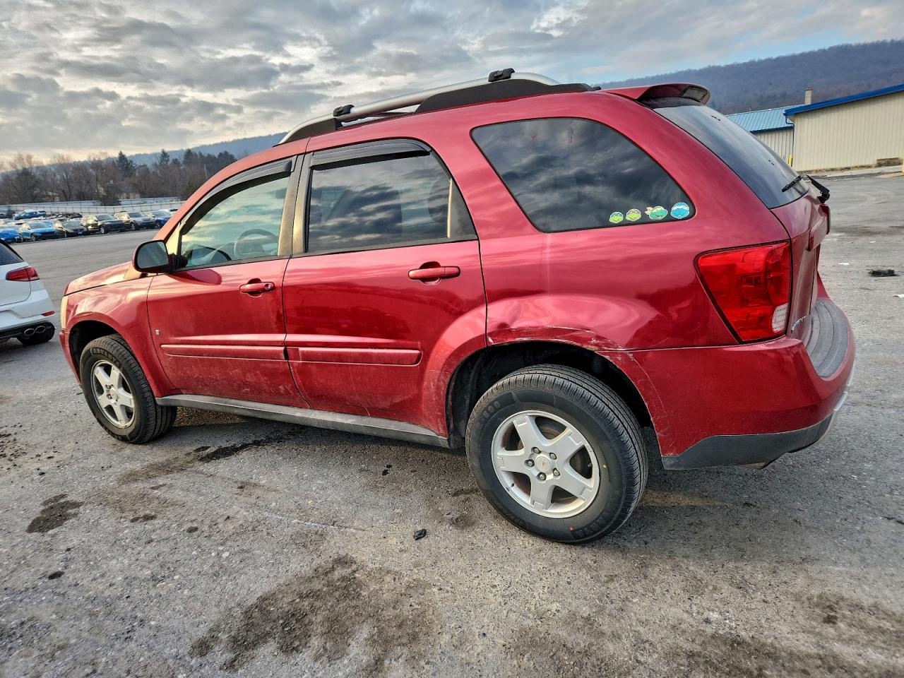 2006 PONTIAC TORRENT photo 2