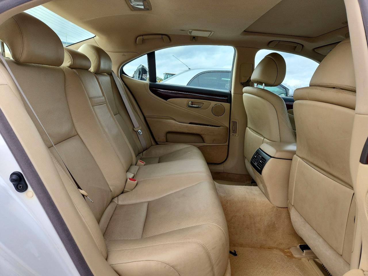 2009 LEXUS LS 460 photo 10