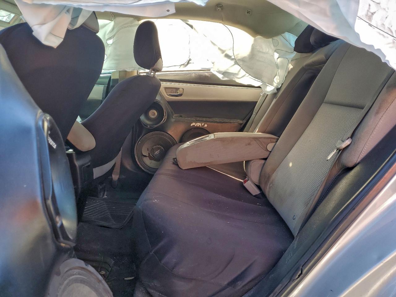 2015 TOYOTA COROLLA L photo 10