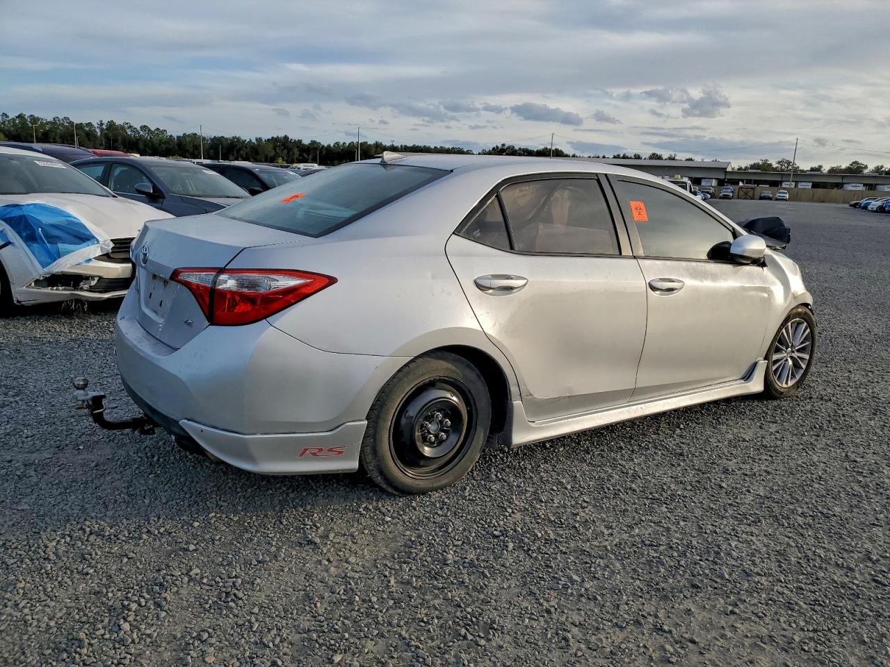 2015 TOYOTA COROLLA L photo 3