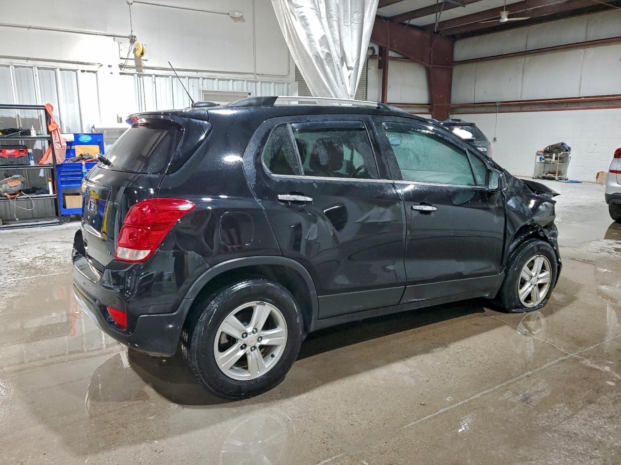 2019 CHEVROLET TRAX 1LT photo 3