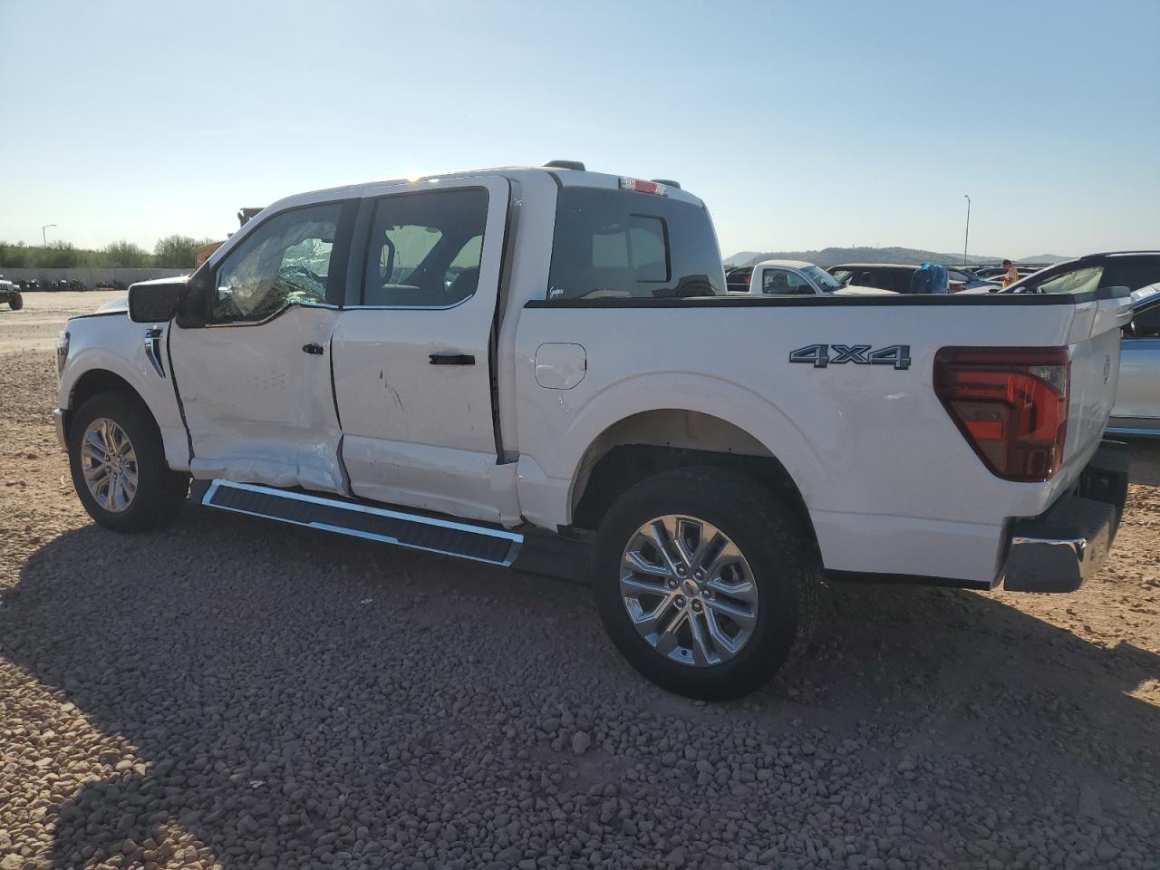 2025 FORD F150 LARIAT photo 2