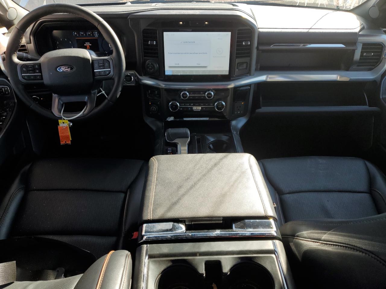 2025 FORD F150 LARIAT photo 8