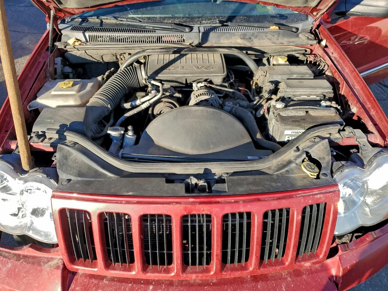 2010 JEEP GRAND CHEROKEE LAREDO photo 11