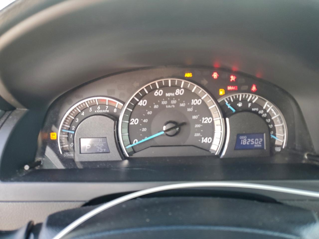 2012 TOYOTA CAMRY BASE photo 9