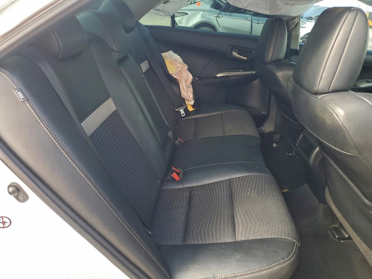2012 TOYOTA CAMRY BASE photo 10