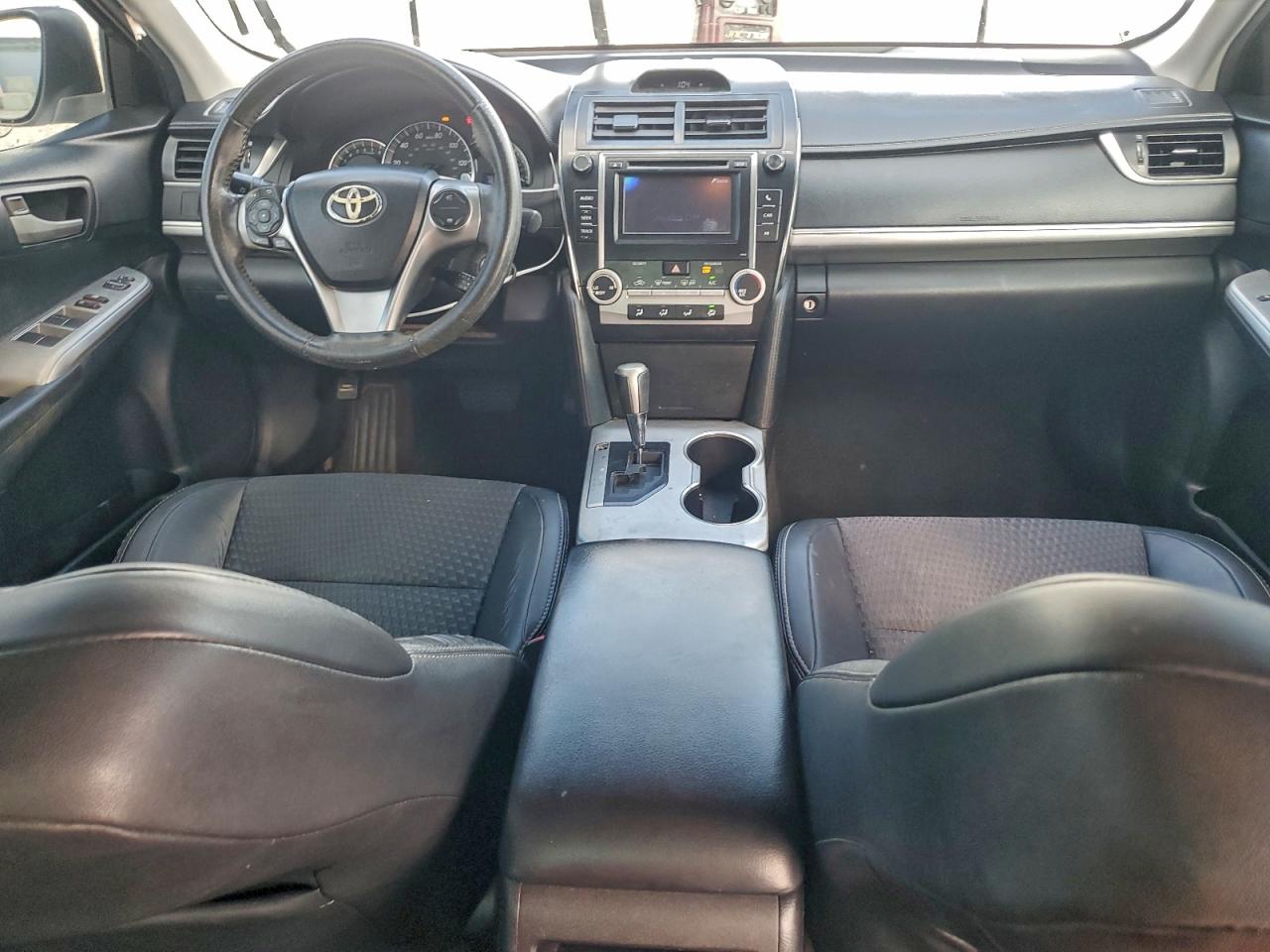 2012 TOYOTA CAMRY BASE photo 8