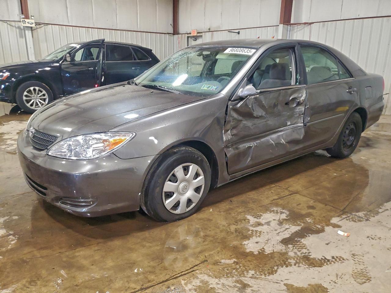 2004 TOYOTA CAMRY