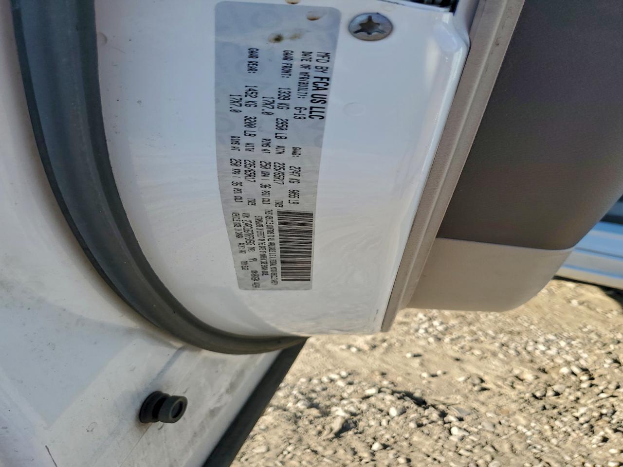 2019 CHRYSLER PACIFICA TOURING L photo 13