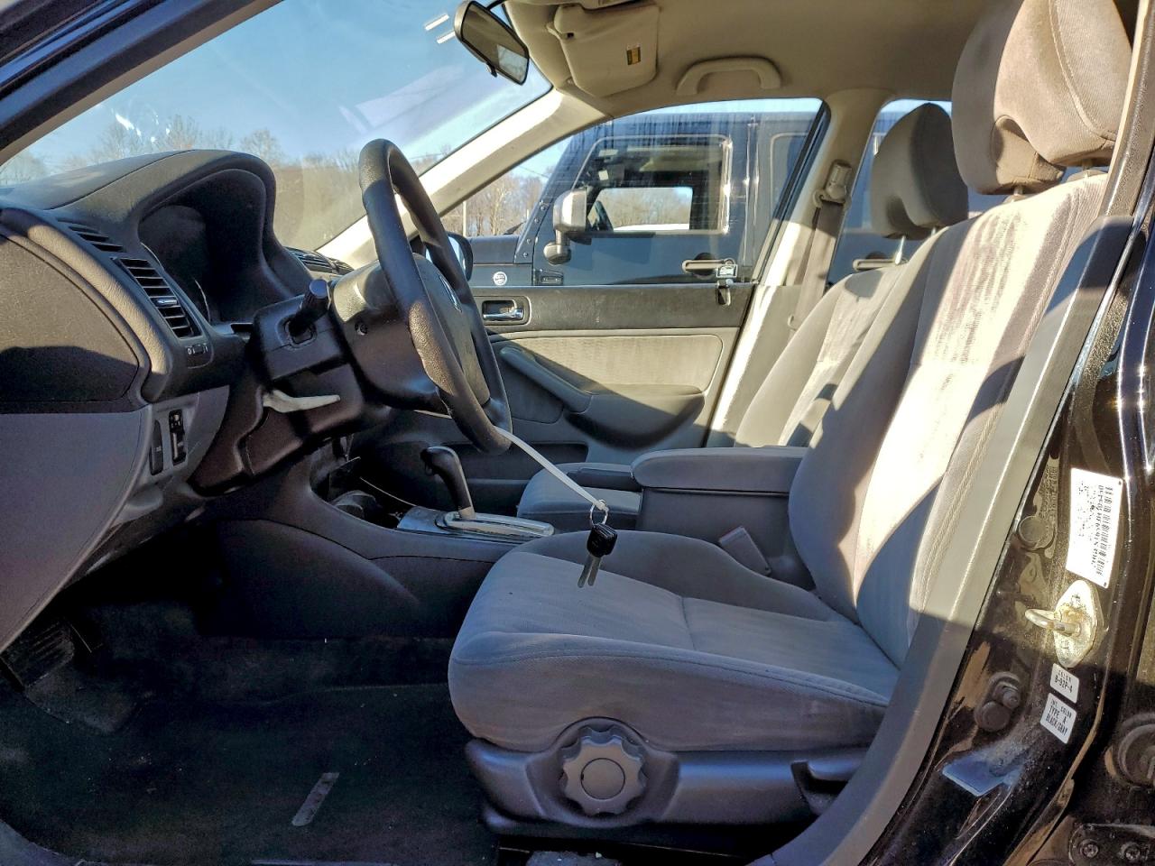 2003 HONDA CIVIC LX photo 7
