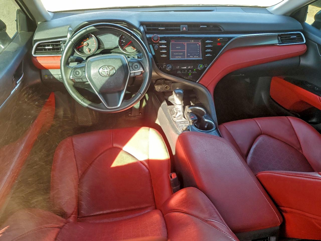 2018 TOYOTA CAMRY XSE photo 8