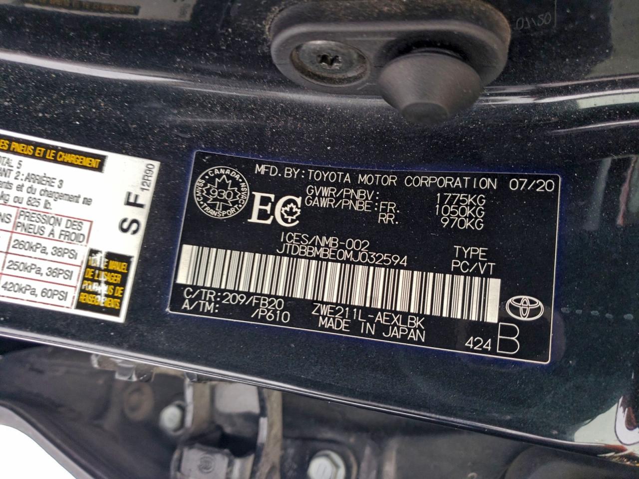 2021 TOYOTA COROLLA photo 12