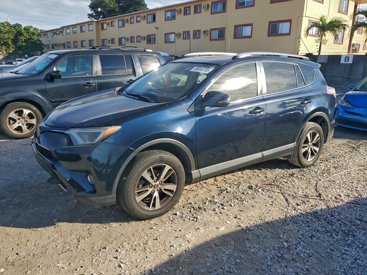 2017 TOYOTA RAV4