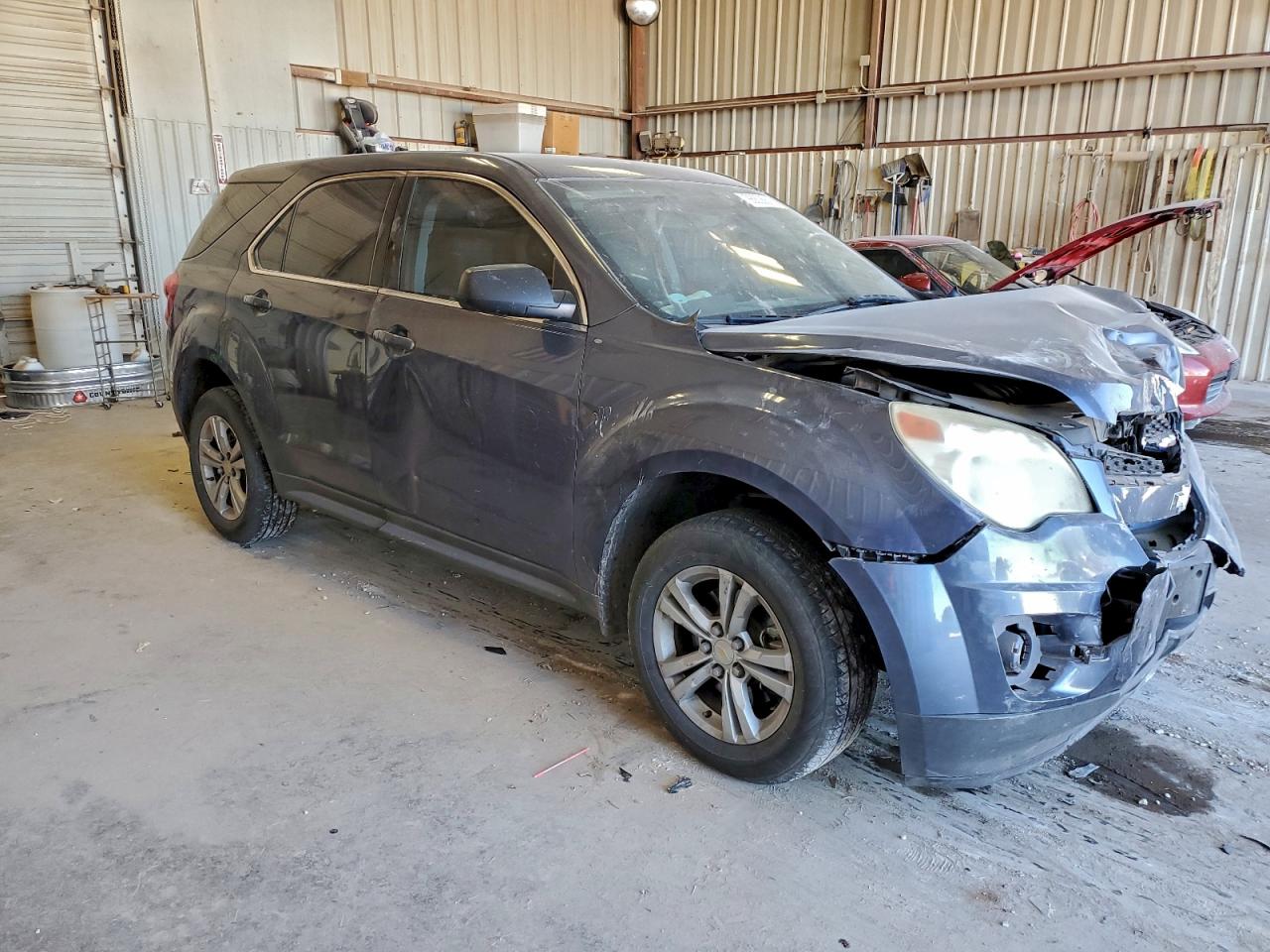 2013 CHEVROLET EQUINOX LS photo 4