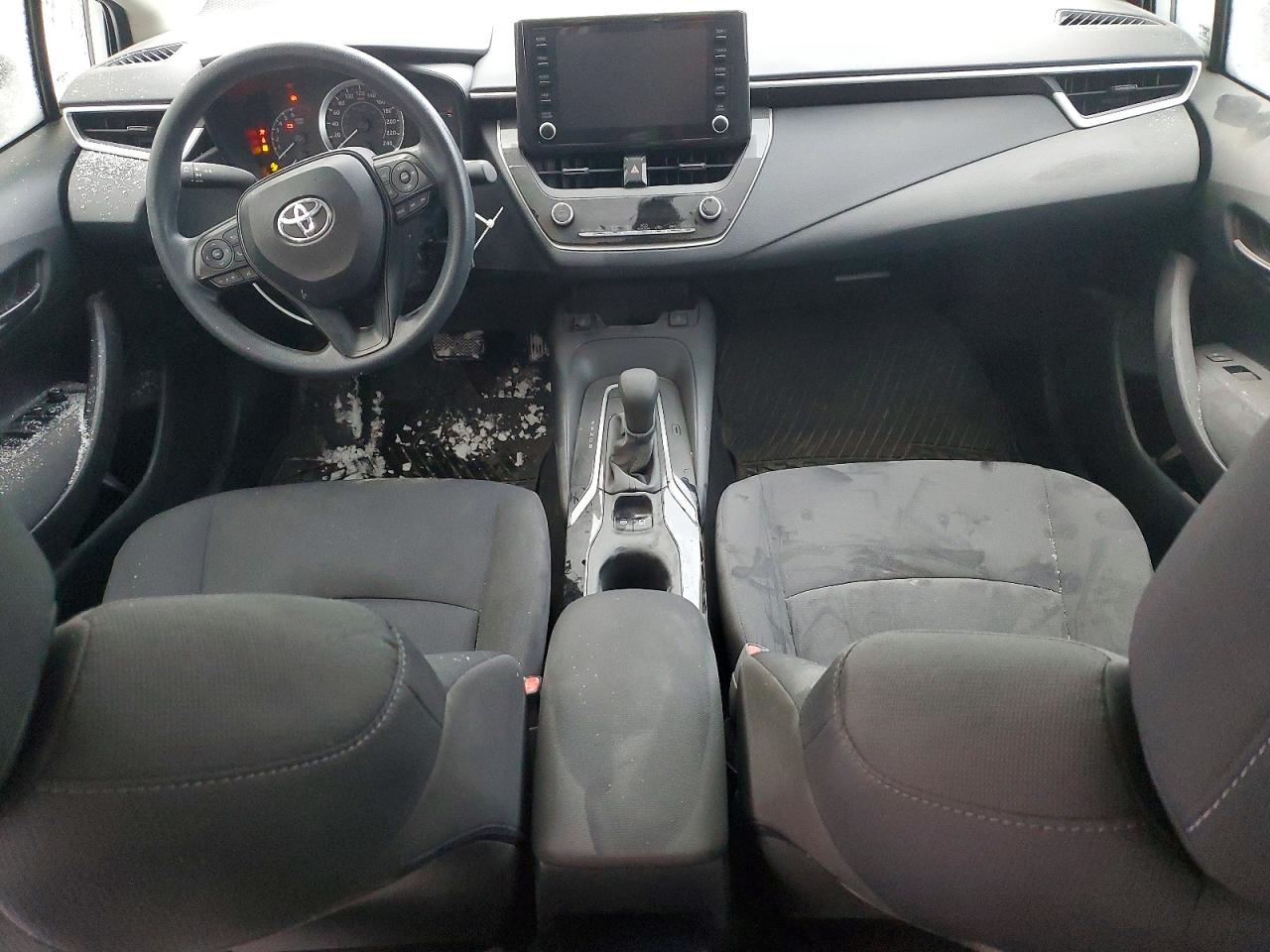 2022 TOYOTA COROLLA LE photo 8