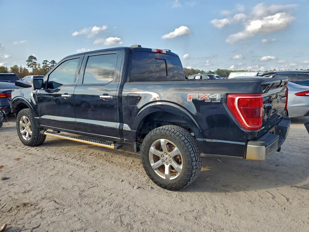 2022 FORD F150 SUPERCREW photo 2