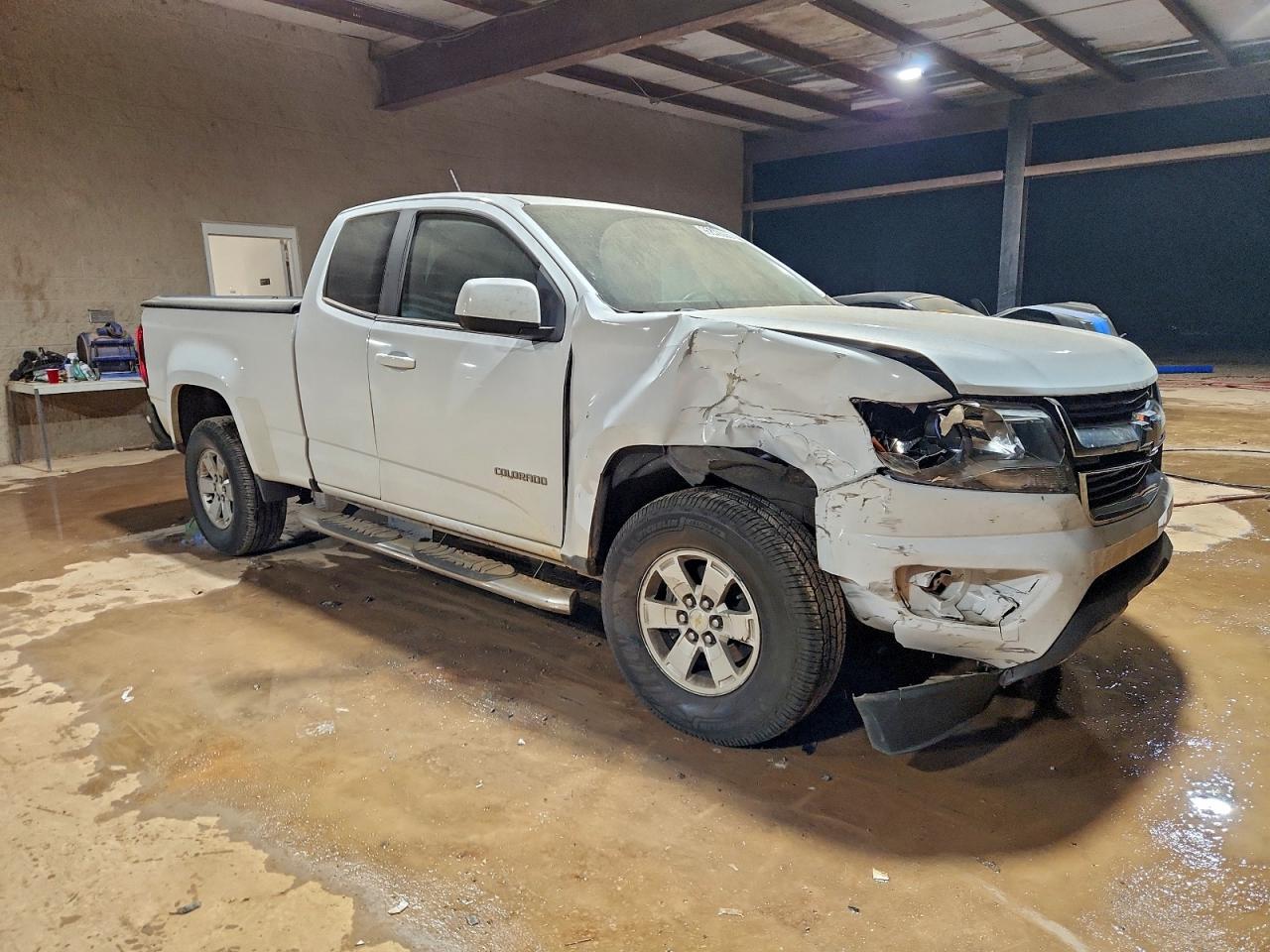 2018 CHEVROLET COLORADO photo 4