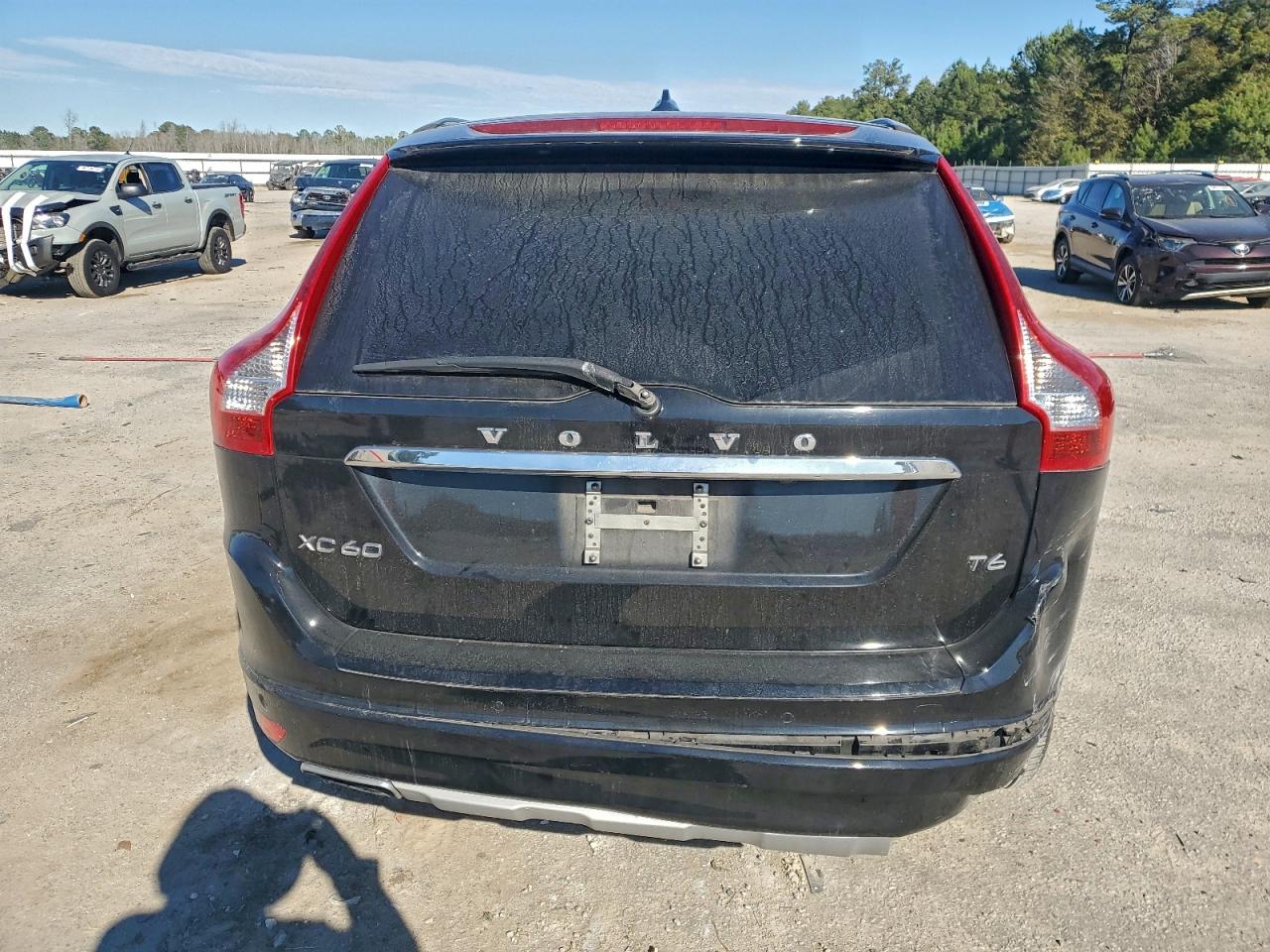 2016 VOLVO XC60 T6 PREMIER photo 6
