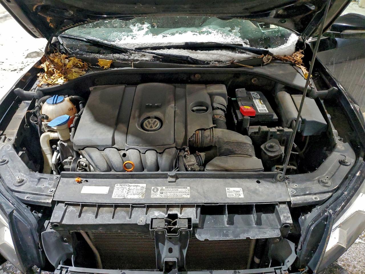 2012 VOLKSWAGEN PASSAT SE photo 11