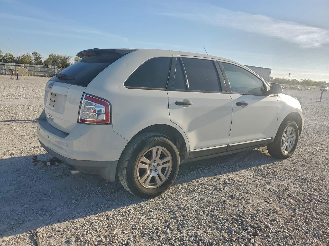 2010 FORD EDGE SE photo 3