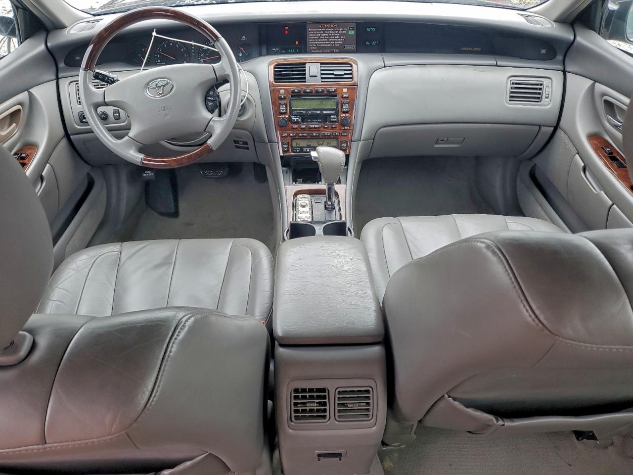 2003 TOYOTA AVALON XL photo 8