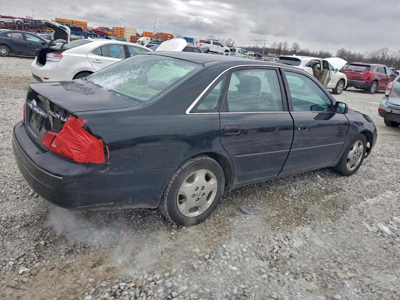 2003 TOYOTA AVALON XL photo 3